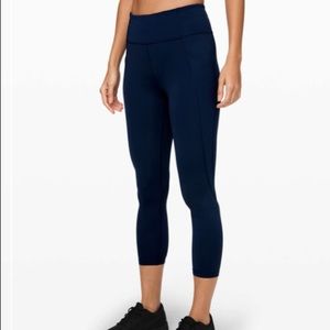 Lululemon Time to Sweat Crop 23” True Navy
